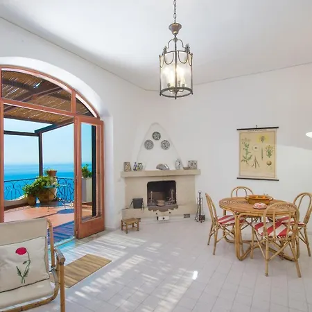 Bellavista Di Conca ヴィラ